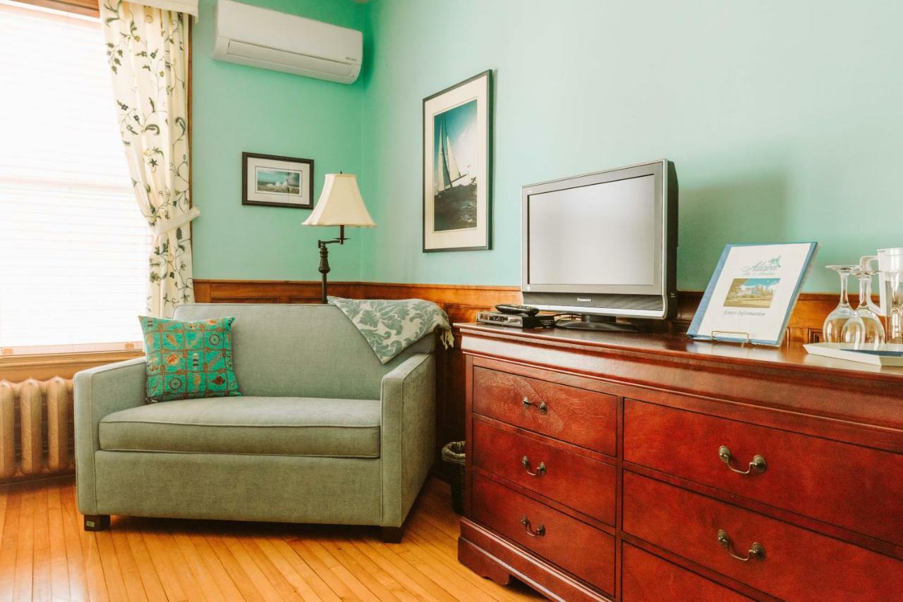 Alicion Bed & Breakfast Lunenburg Extérieur photo